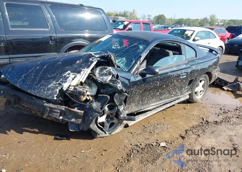 1998 Ford Mustang z USA, uszkodzony, nr VIN 1FAFP4048WF233832